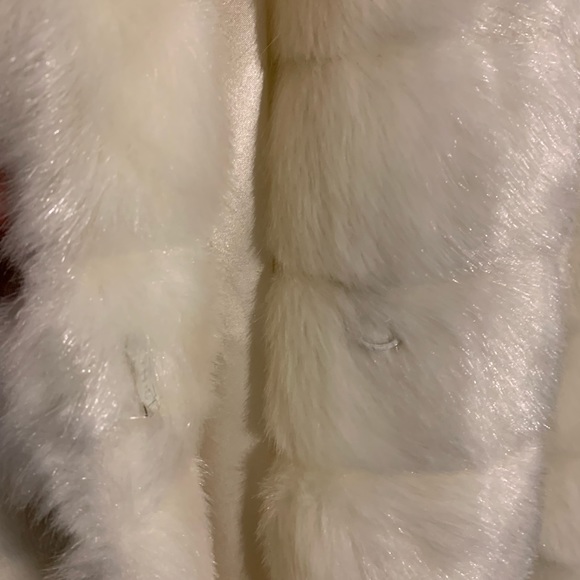 Like New Nine West Furry Coat Size S/P - Picture 5 of 8